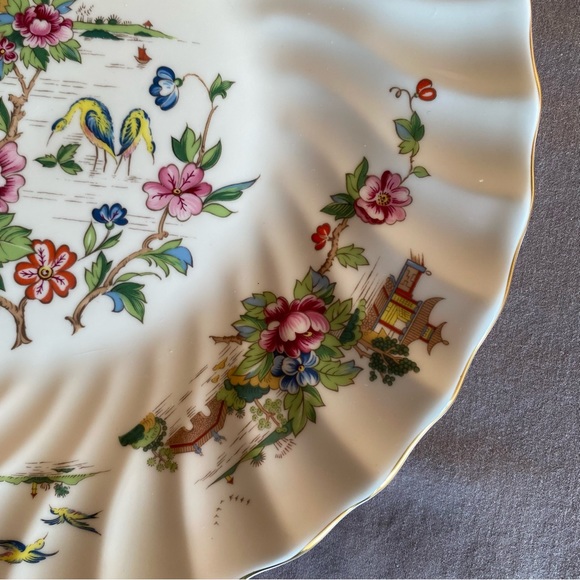 Crown Staffordshire Plate and Cake Knife - Picture 6 of 10